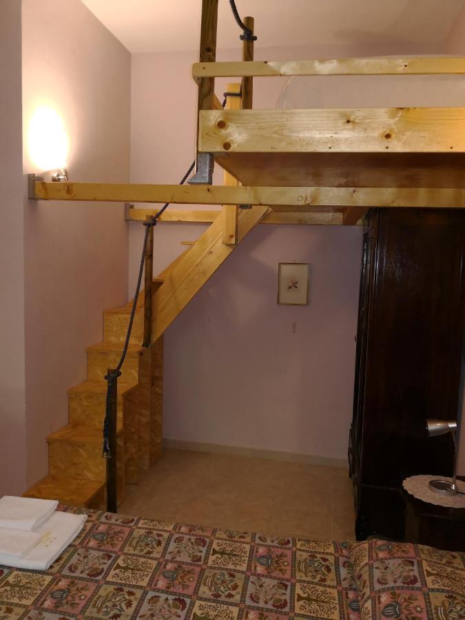 B&B Ex Magazzeno Barlotti Paestum Kültér fotó