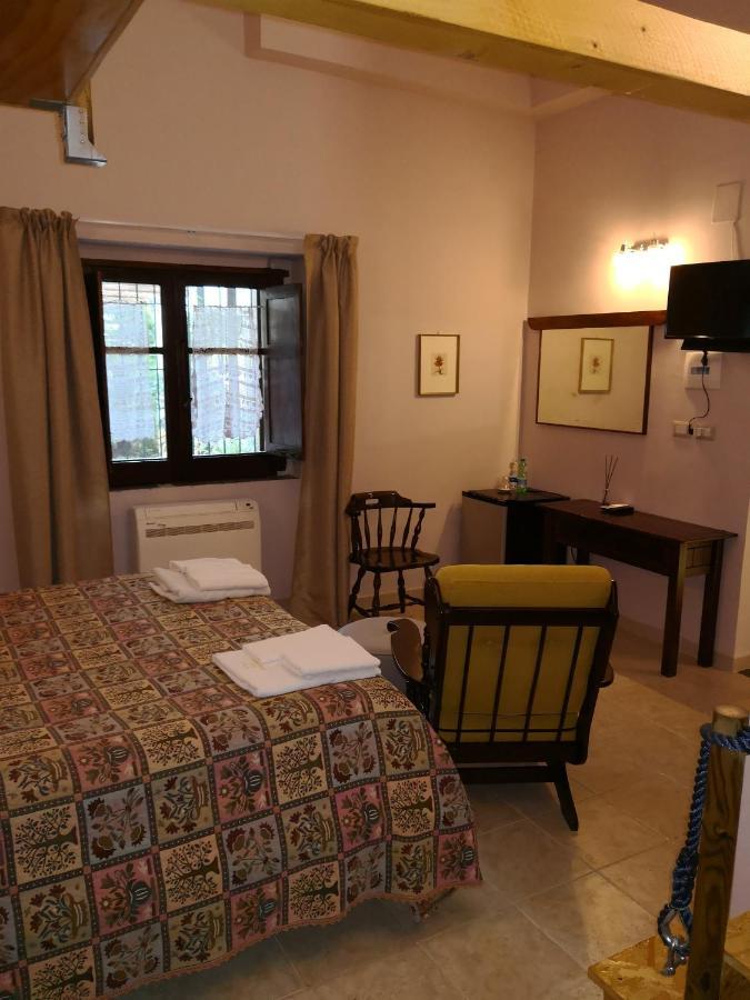 B&B Ex Magazzeno Barlotti Paestum Kültér fotó